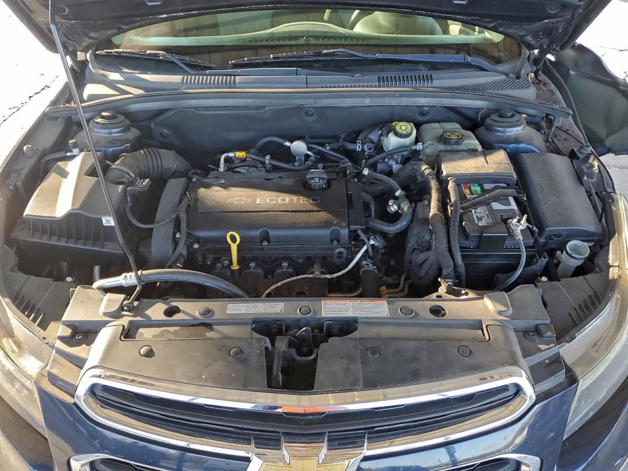 Chevrolet Cruze Ls Image 5