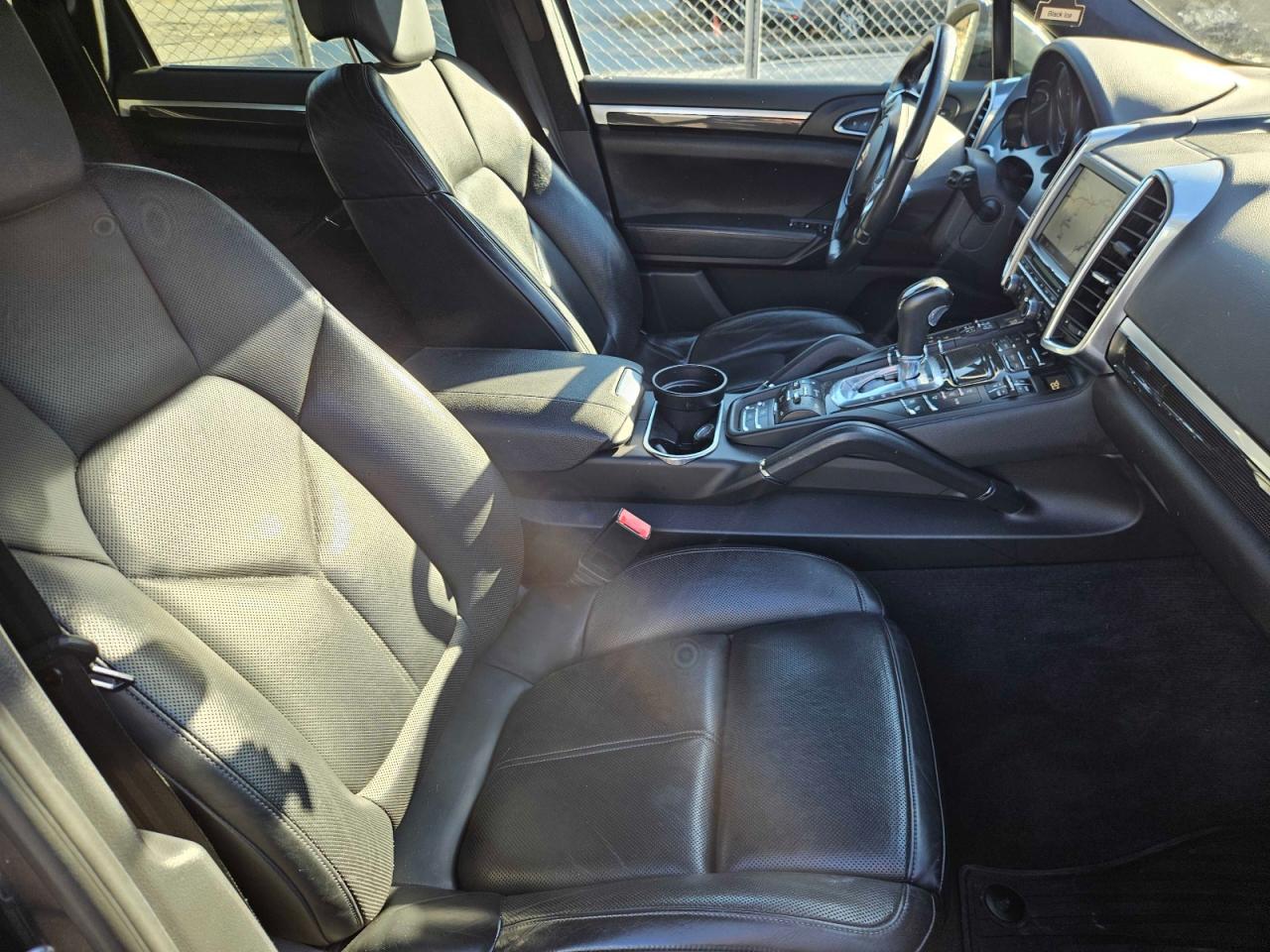 Porsche Cayenne Gts Image 3