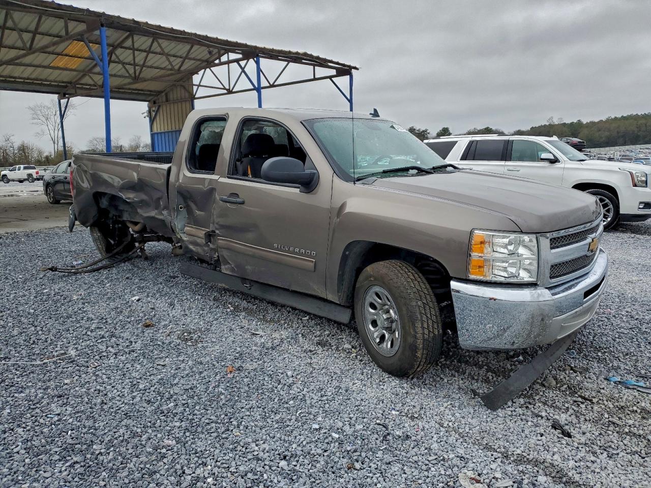 Chevrolet Silverado C1500 Ls Image 12
