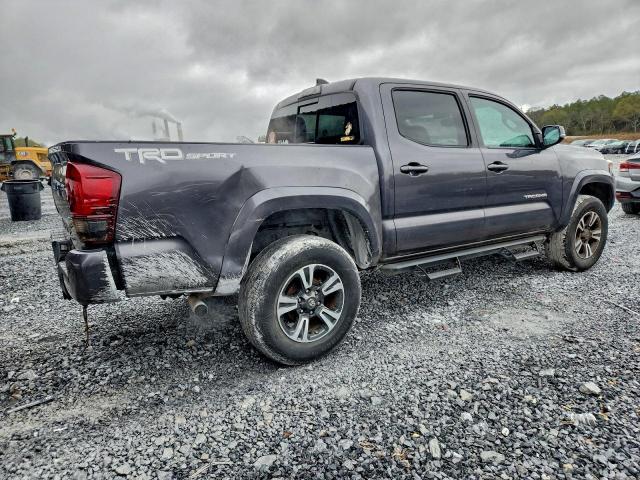 Toyota Tacoma Double Cab Image 11