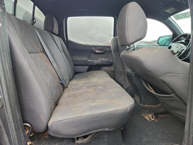 Toyota Tacoma Double Cab Image 7