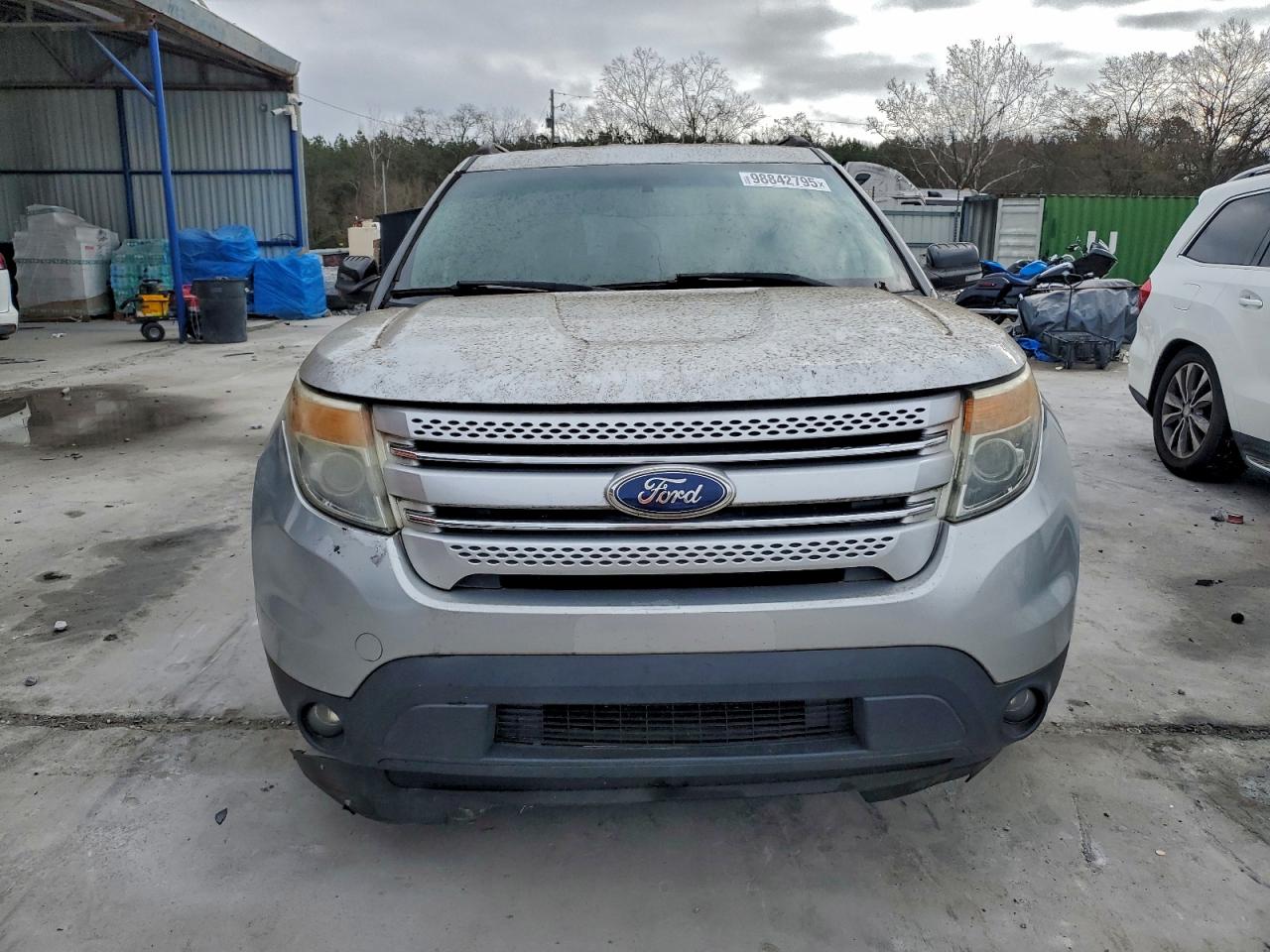 Ford Explorer Xlt Image 8