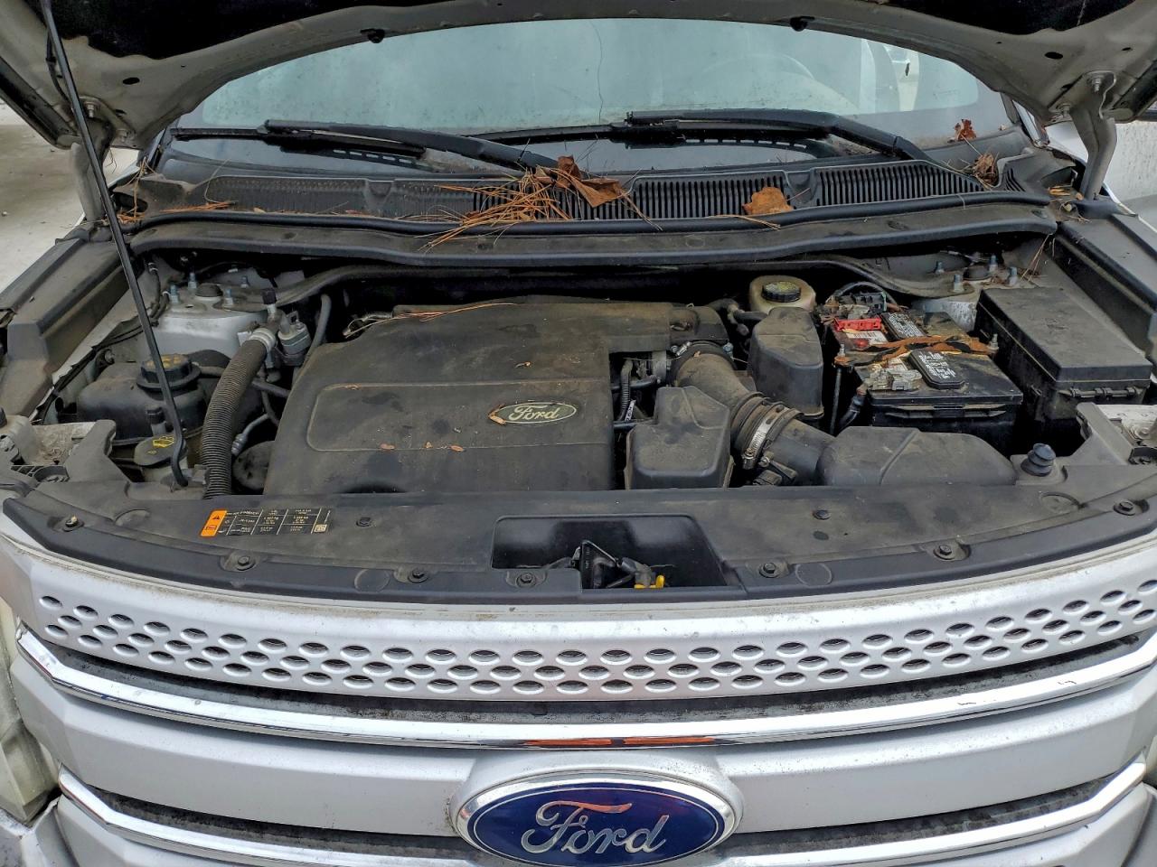 Ford Explorer Xlt Image 10