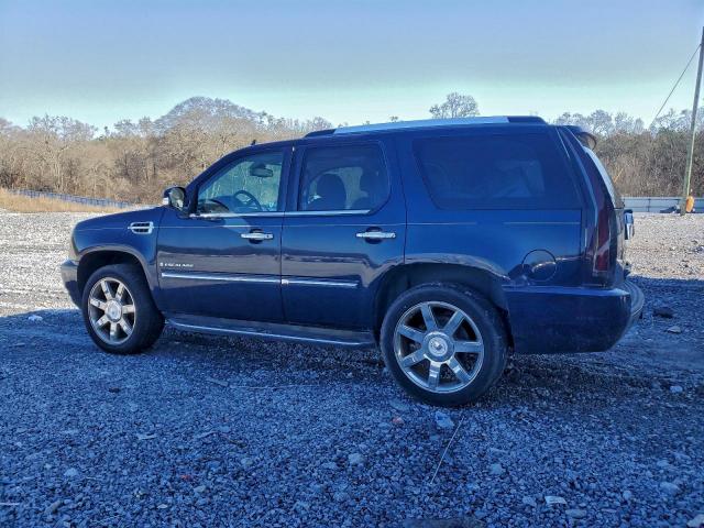 Cadillac Escalade Luxury Image 4