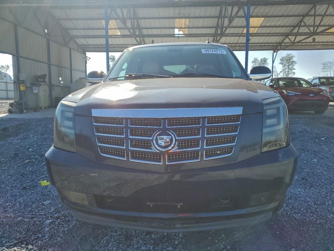 Cadillac Escalade Luxury Image 11