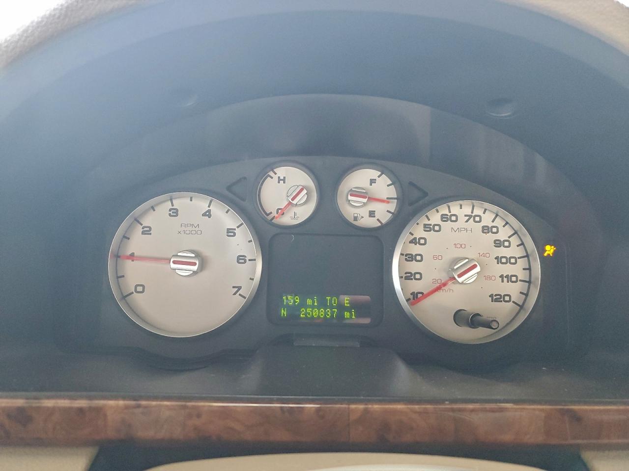 Ford 500 Limited Image 9