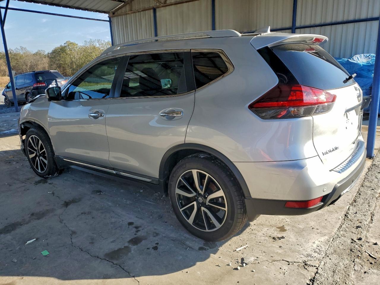 Nissan Rogue S Image 3