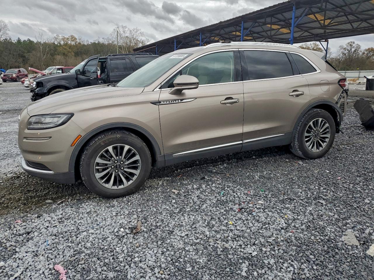 Lincoln Nautilus Image 1