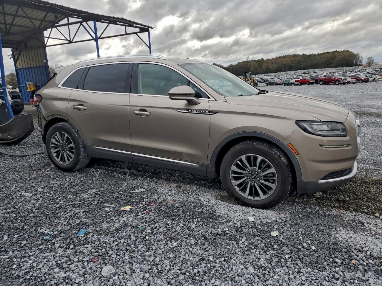 Lincoln Nautilus Image 12