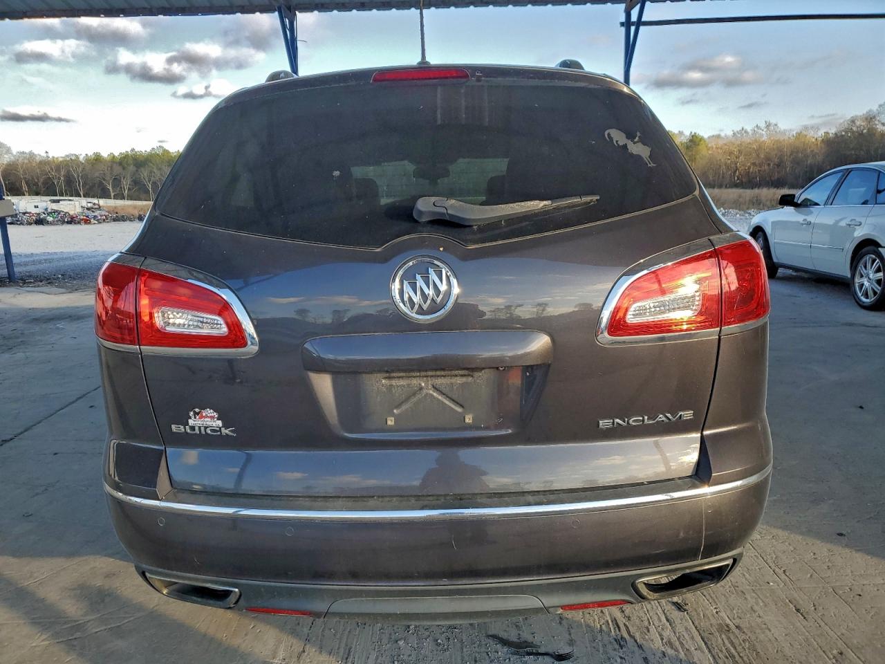 Buick Enclave Image 4