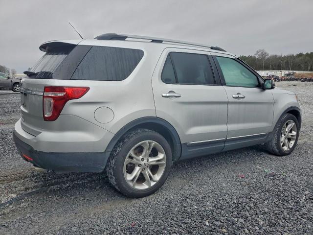 Ford Explorer Limited Image 2