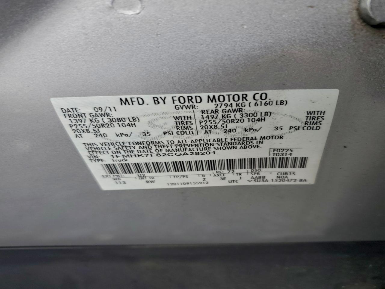 Ford Explorer Limited Image 12