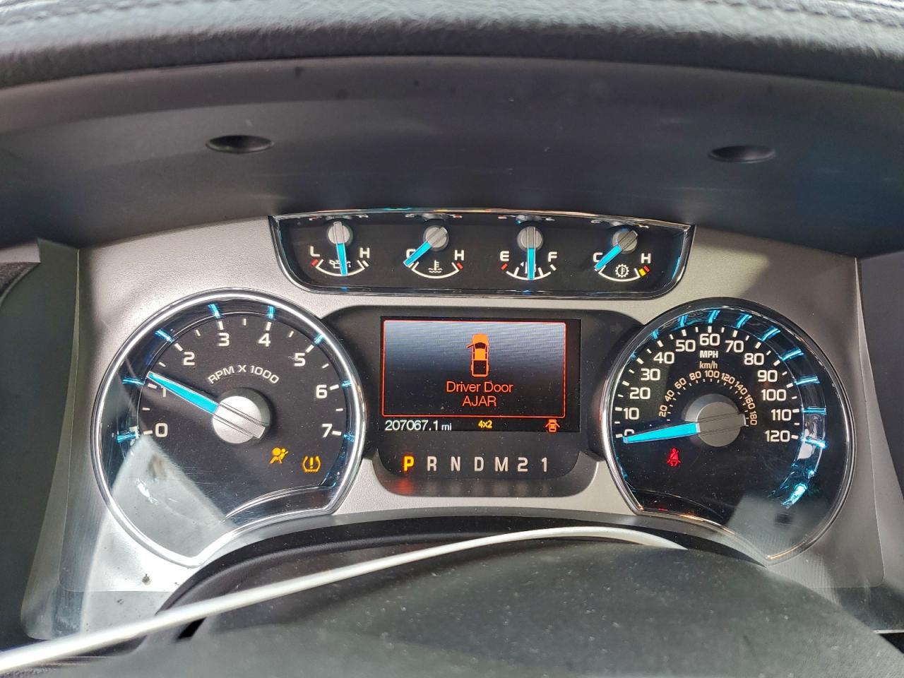 Ford F-150 Supercrew Image 11