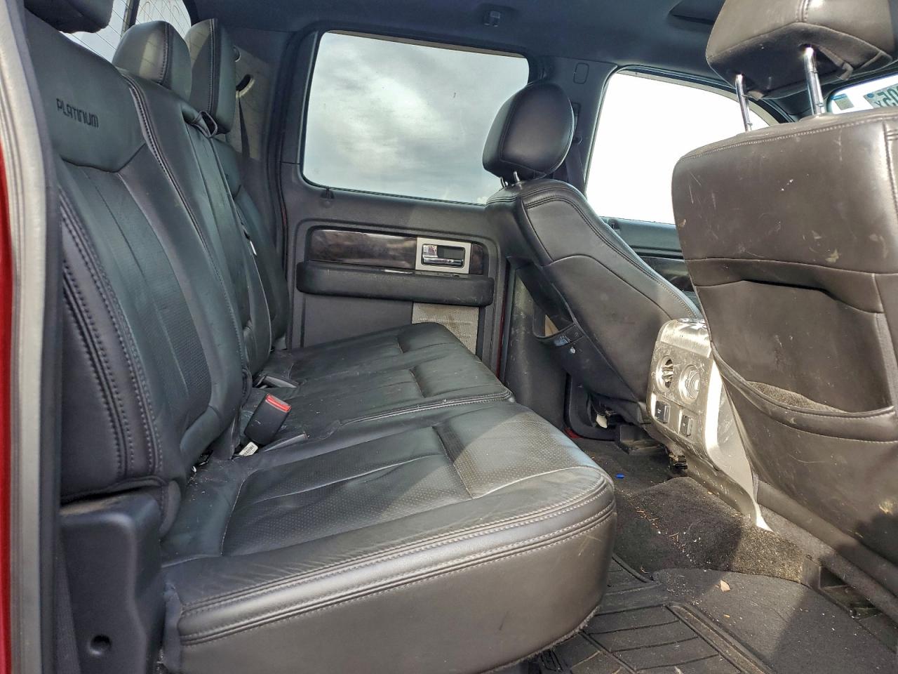 Ford F-150 Supercrew Image 6