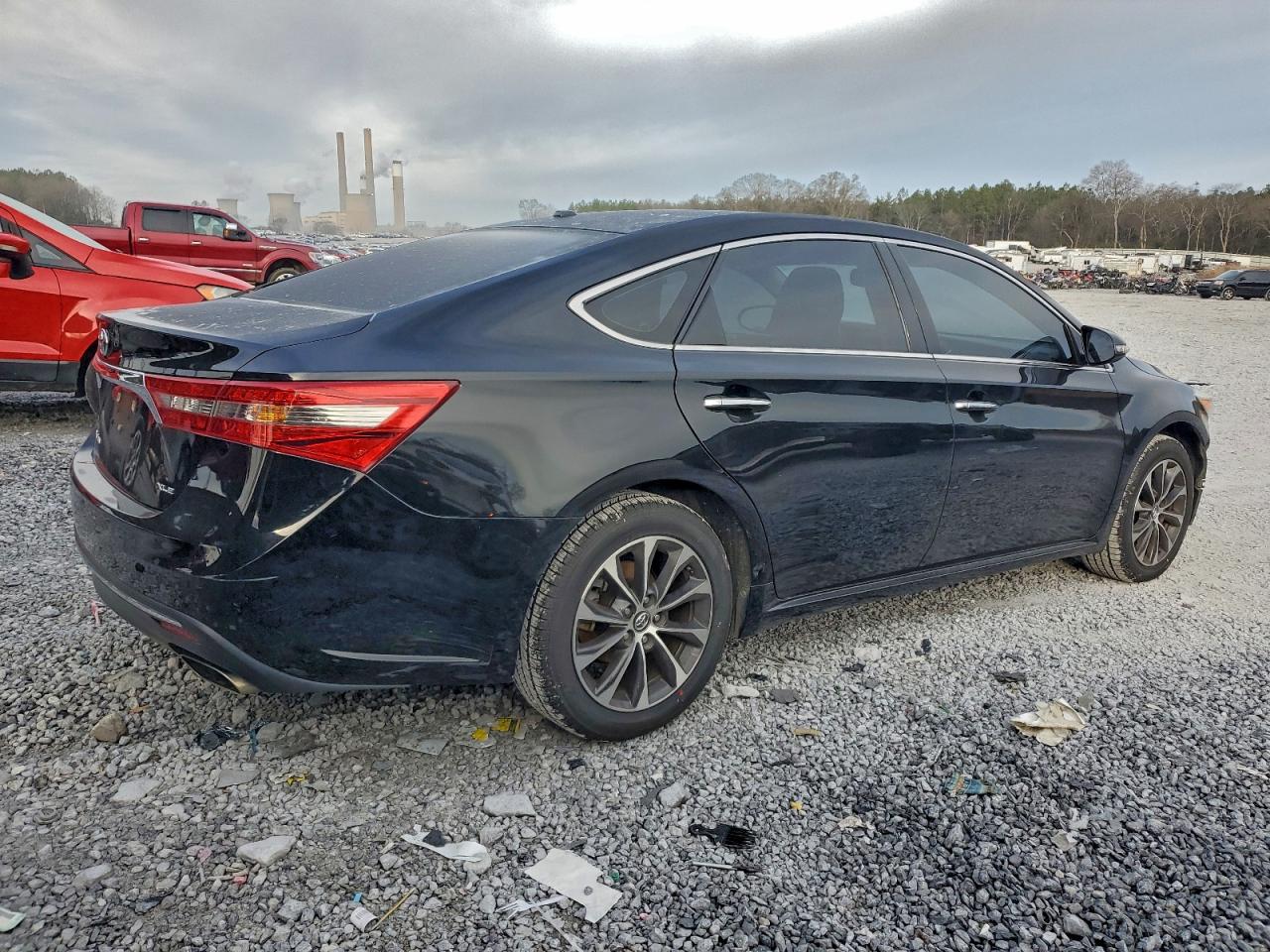 Toyota Avalon Xle Image 4