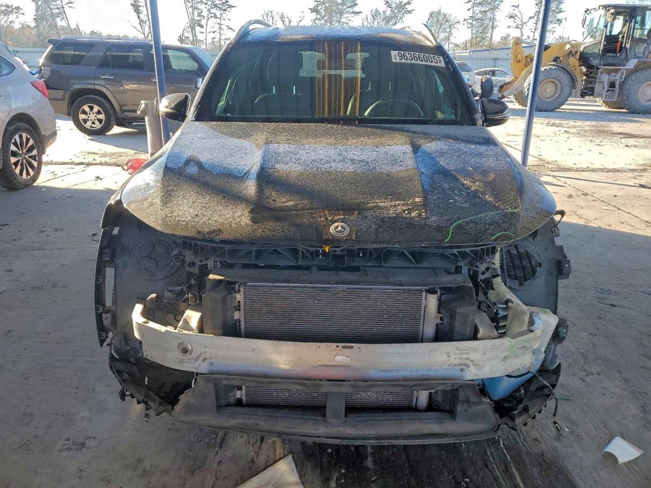 Mercedes-Benz GLB 250 Image 12