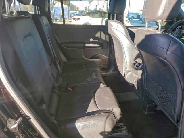 Mercedes-Benz GLB 250 Image 10