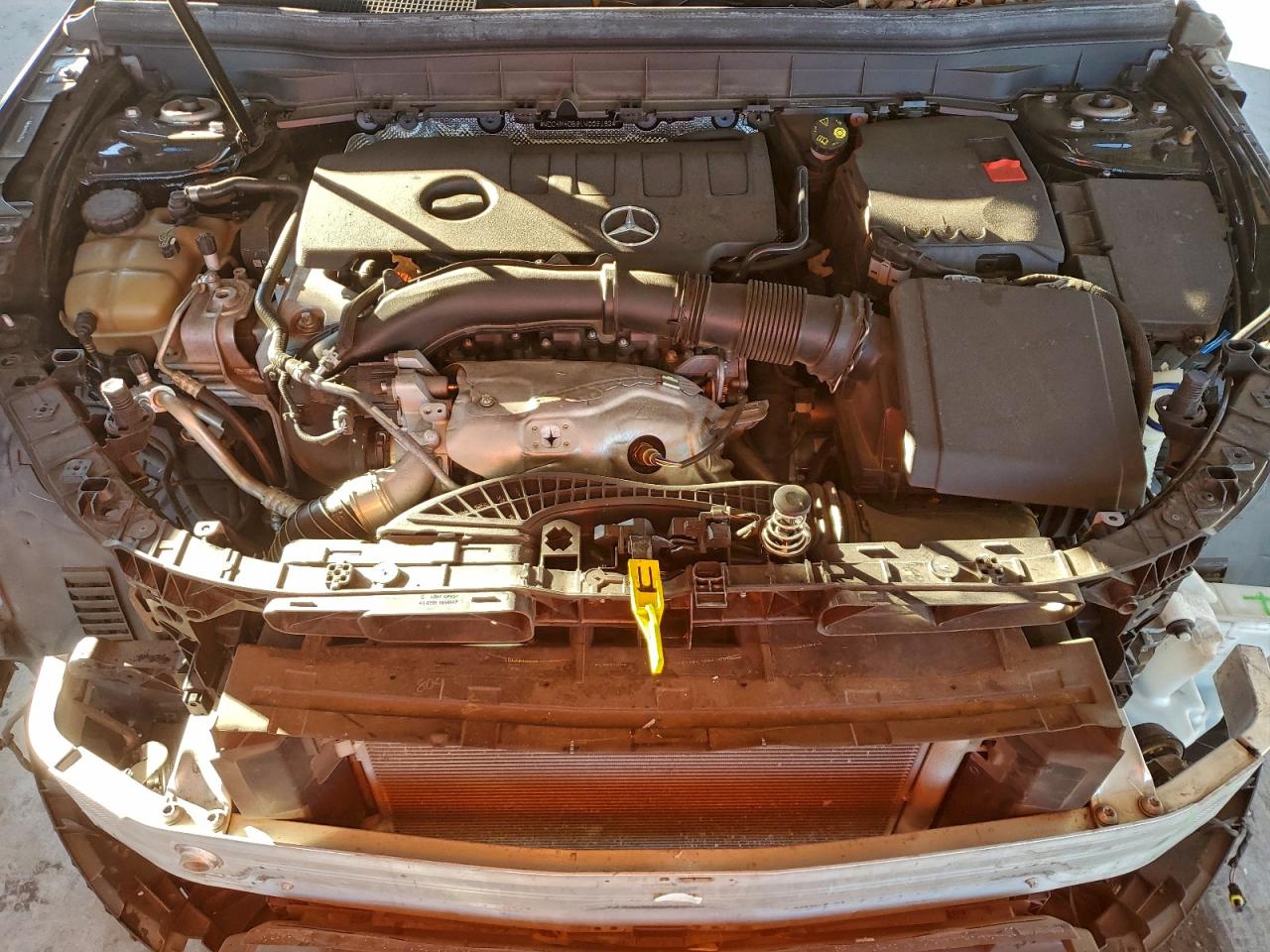 Mercedes-Benz GLB 250 Image 9