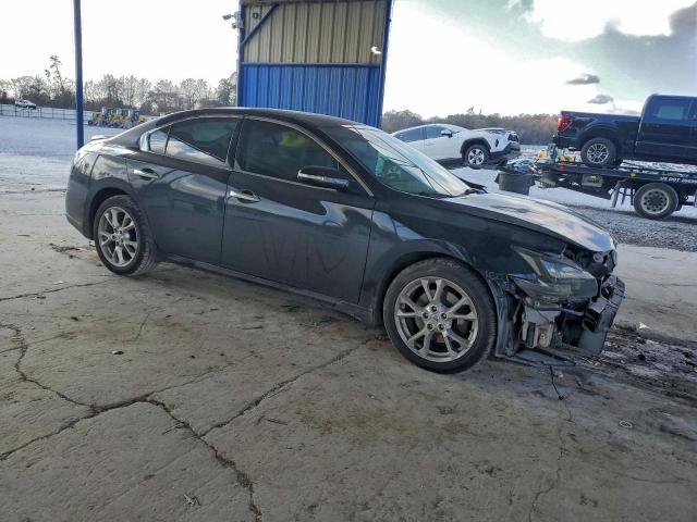 Nissan Maxima S Image 9