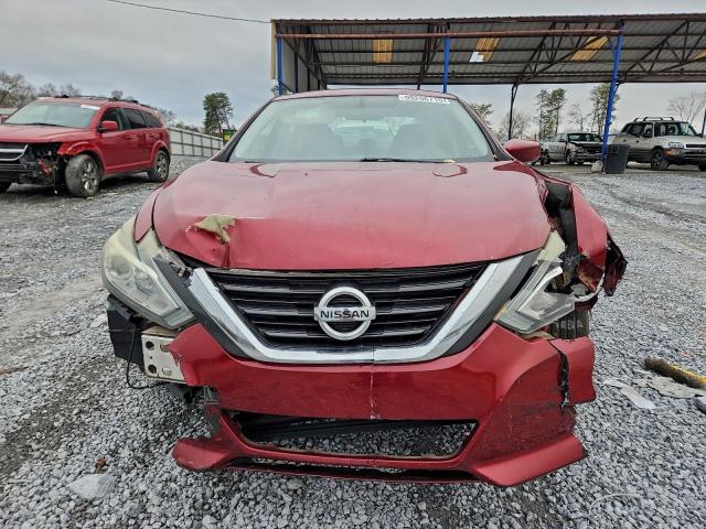 Nissan Altima 2.5 Image 3