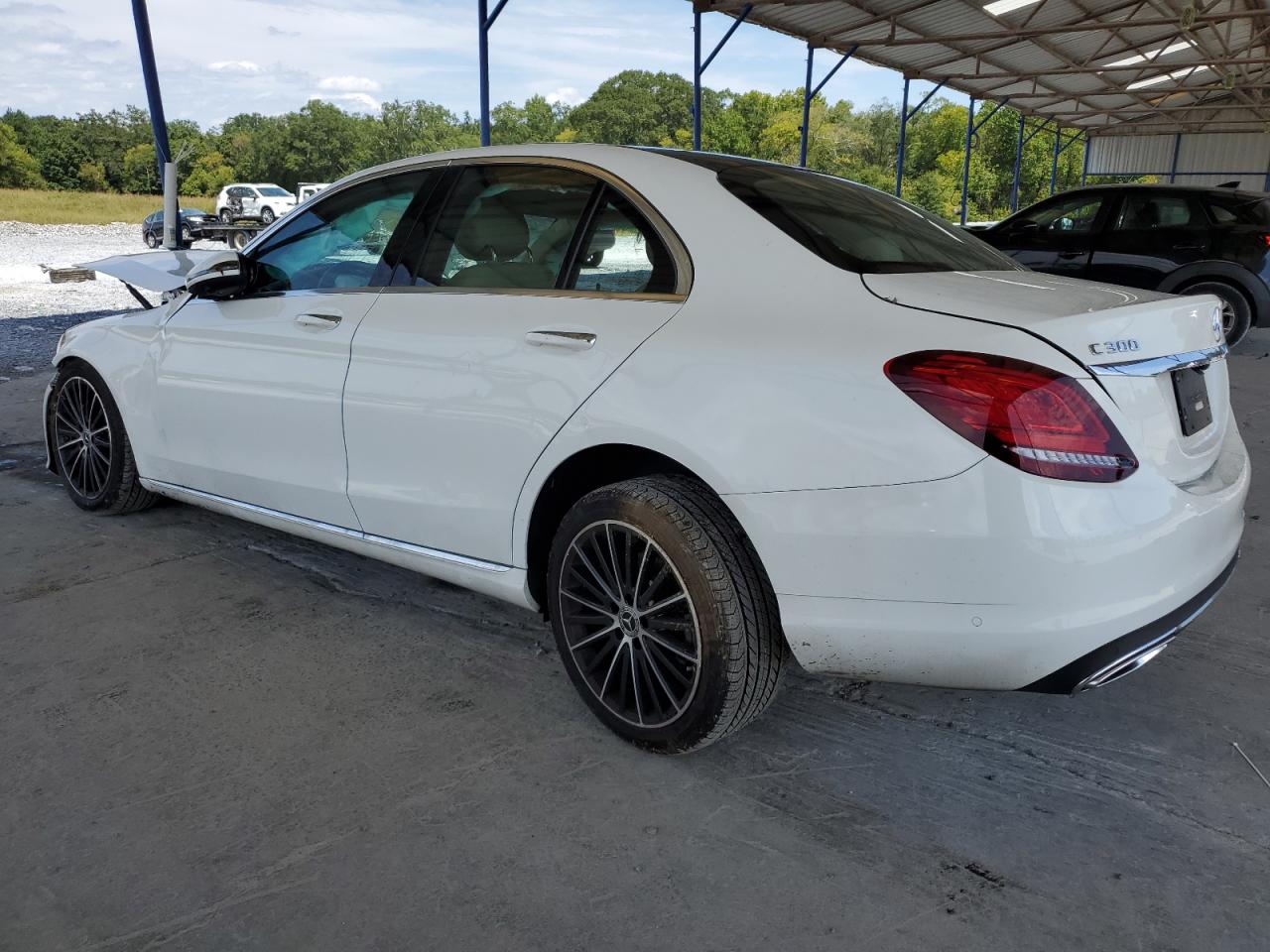 Mercedes-Benz C-Class 300 Image 9