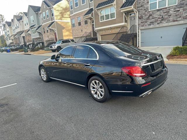 Mercedes-Benz E-Class 300 4matic Image 3