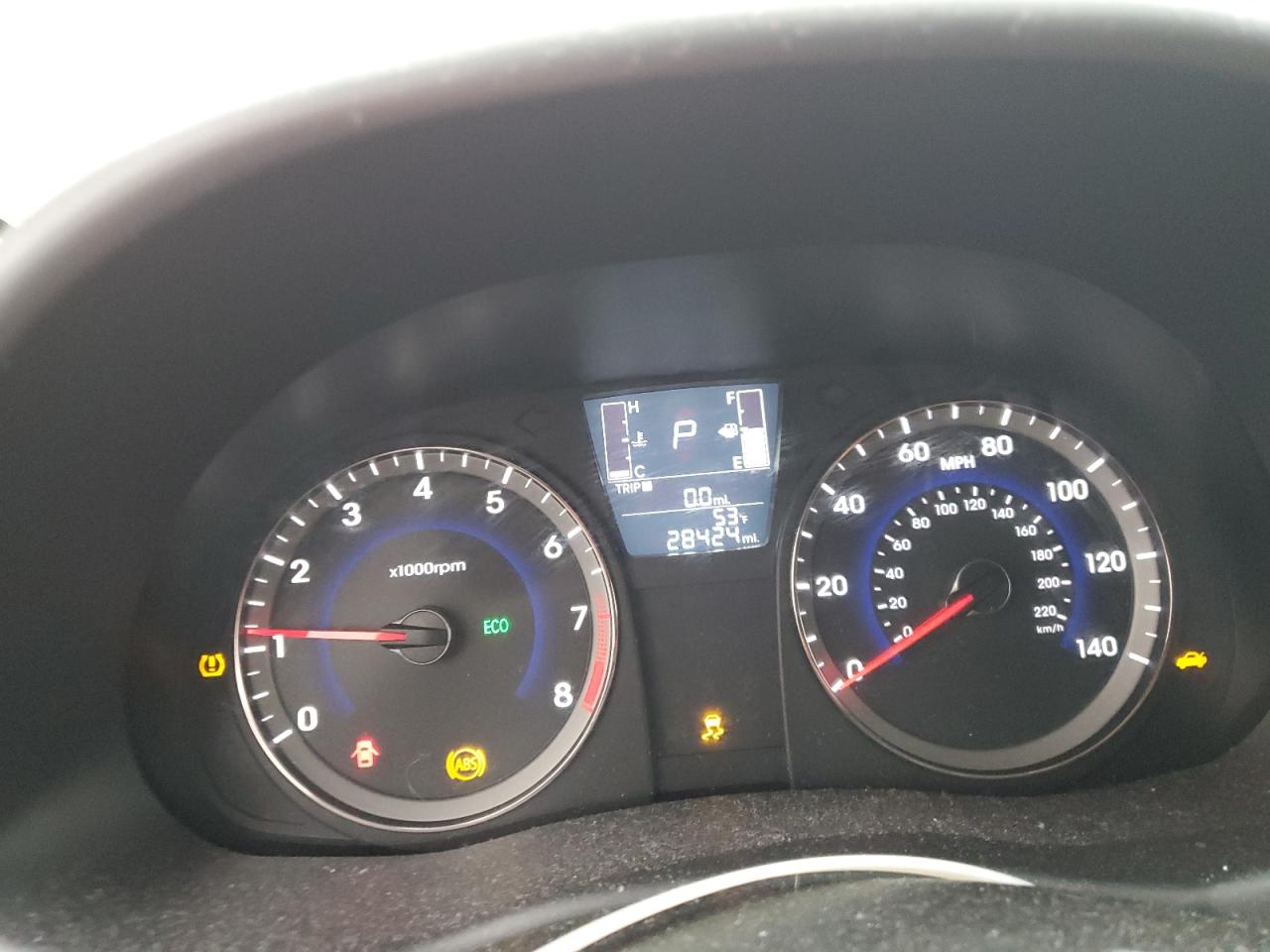 Hyundai ACCENT Se Image 7