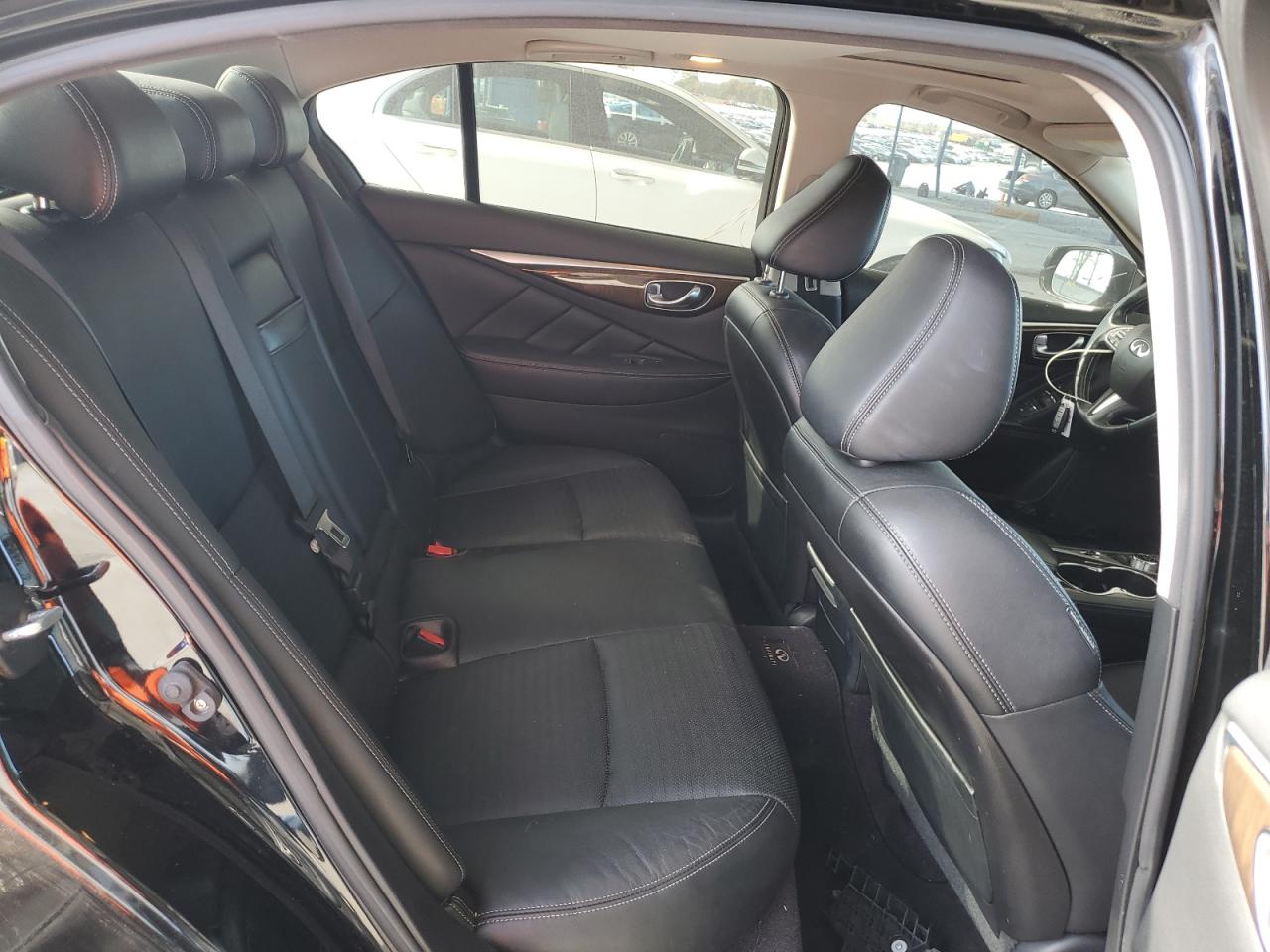 INFINITI Q50 Base Image 10