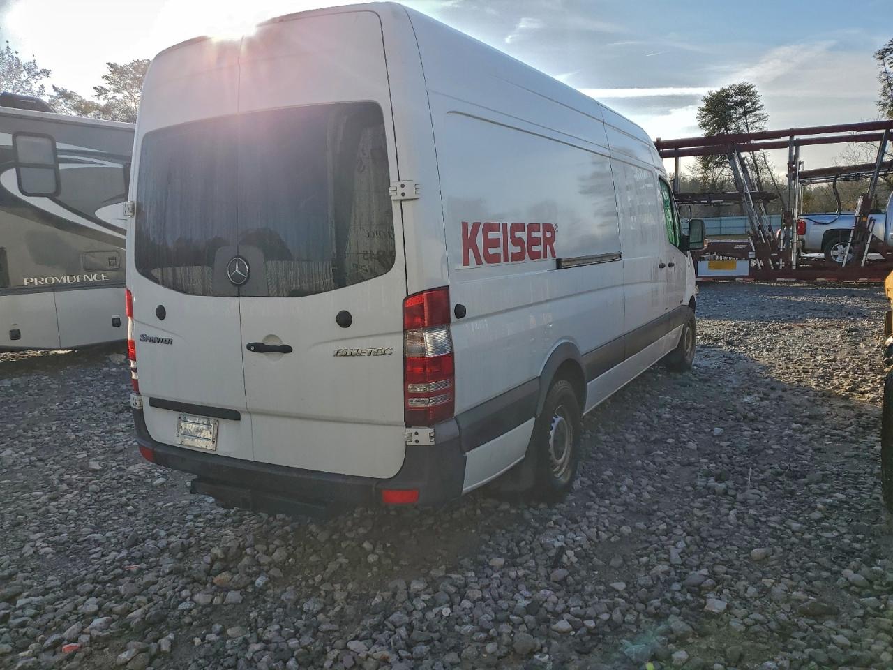 Mercedes-Benz Sprinter 2500 Image 12