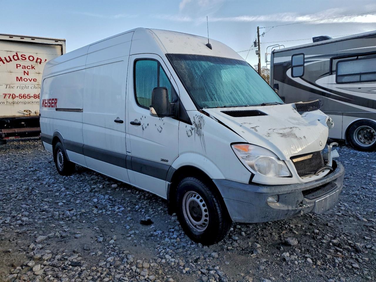 Mercedes-Benz Sprinter 2500 Image 10