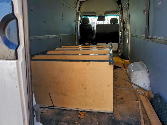 Mercedes-Benz Sprinter 2500 Image 11