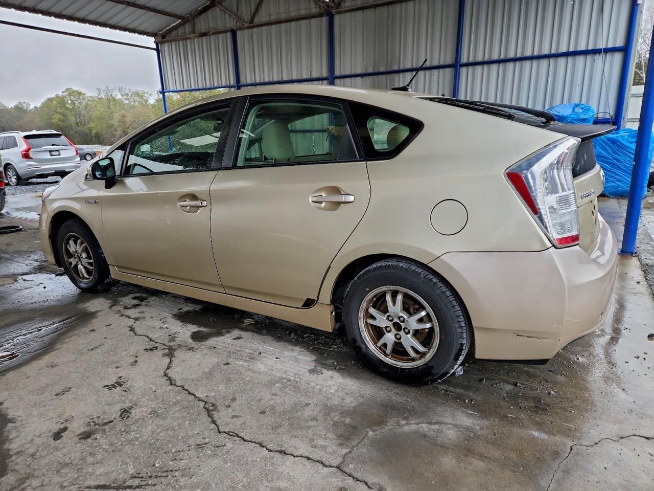 Toyota Prius Image 2