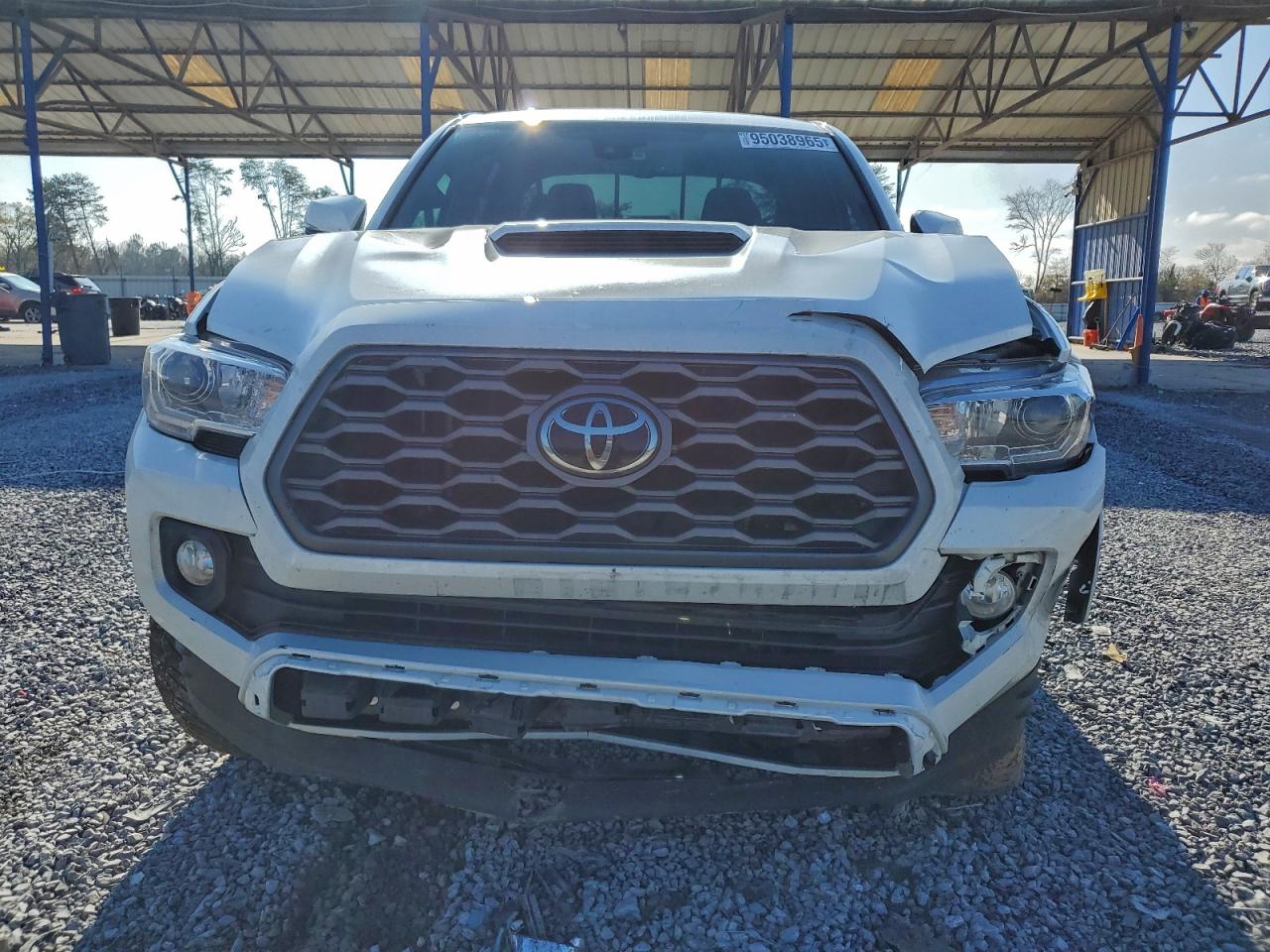 Toyota Tacoma Double Cab Image 6