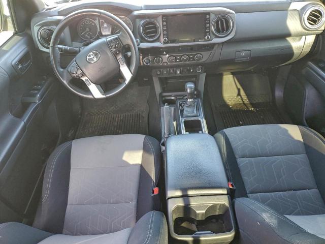 Toyota Tacoma Double Cab Image 3