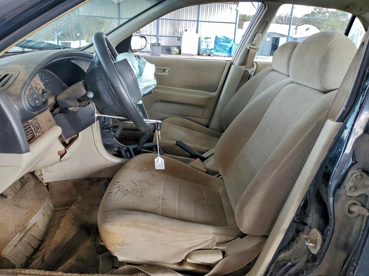 Nissan Altima Xe Image 7