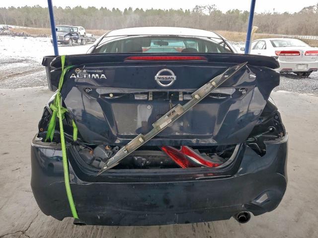 Nissan Altima 2.5 Image 4