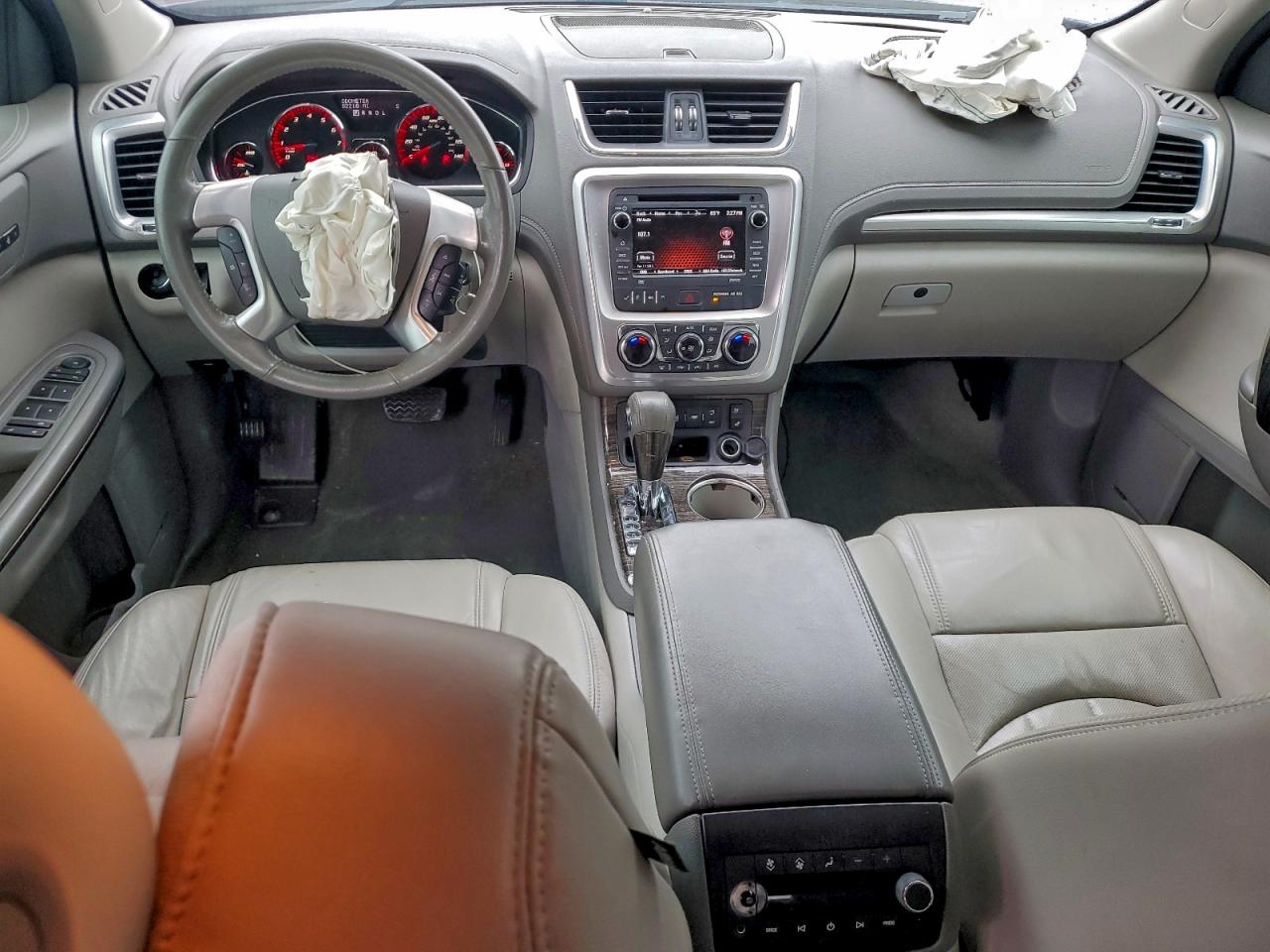 GMC Acadia Slt-2 Image 9