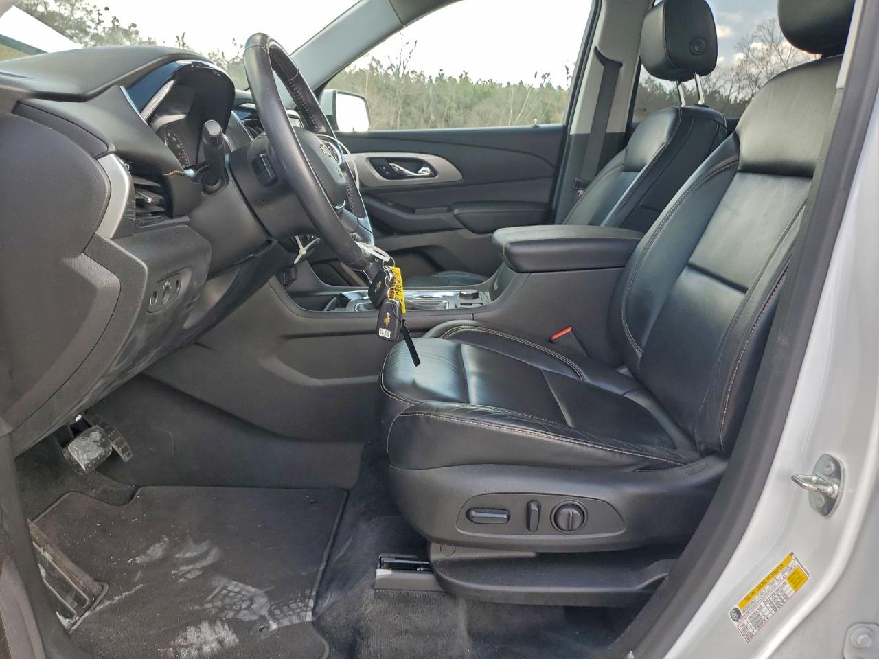 Chevrolet Traverse Lt Image 12