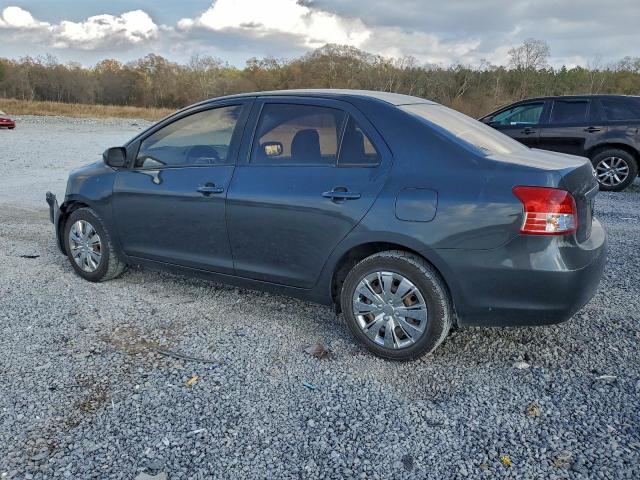 Toyota Yaris Image 2