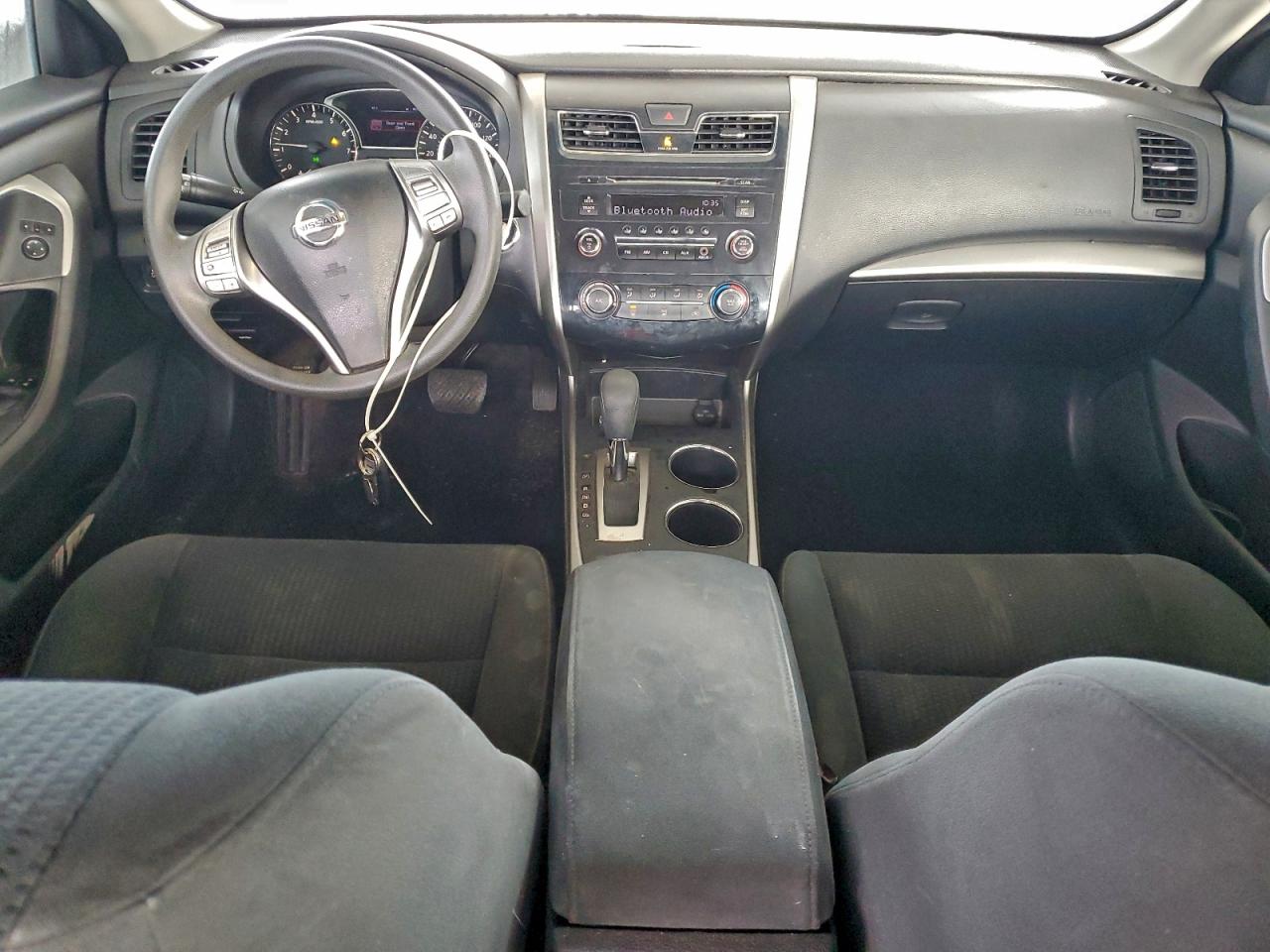 Nissan Altima 2.5 Image 8