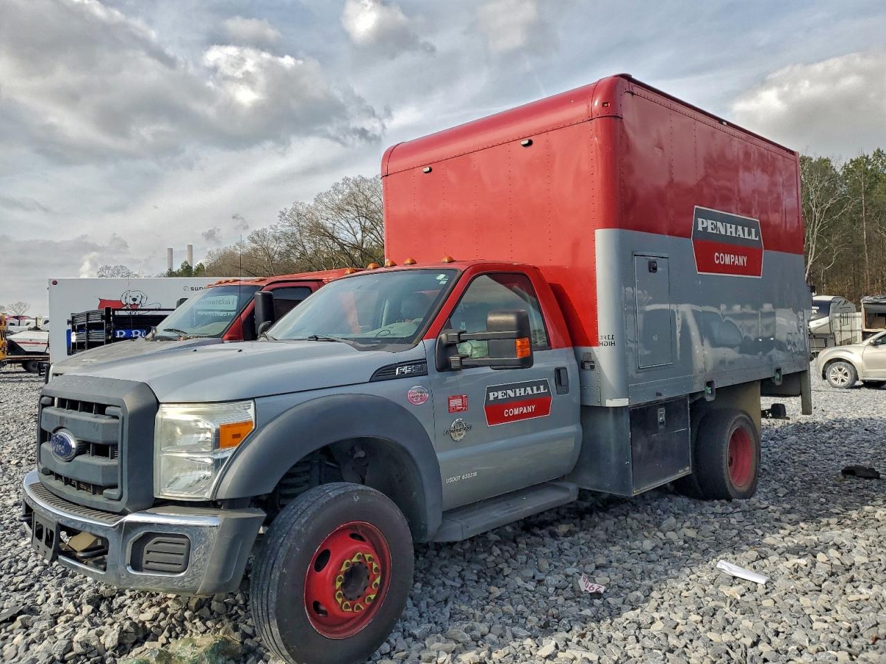 Ford F-550 Super Duty Image 1