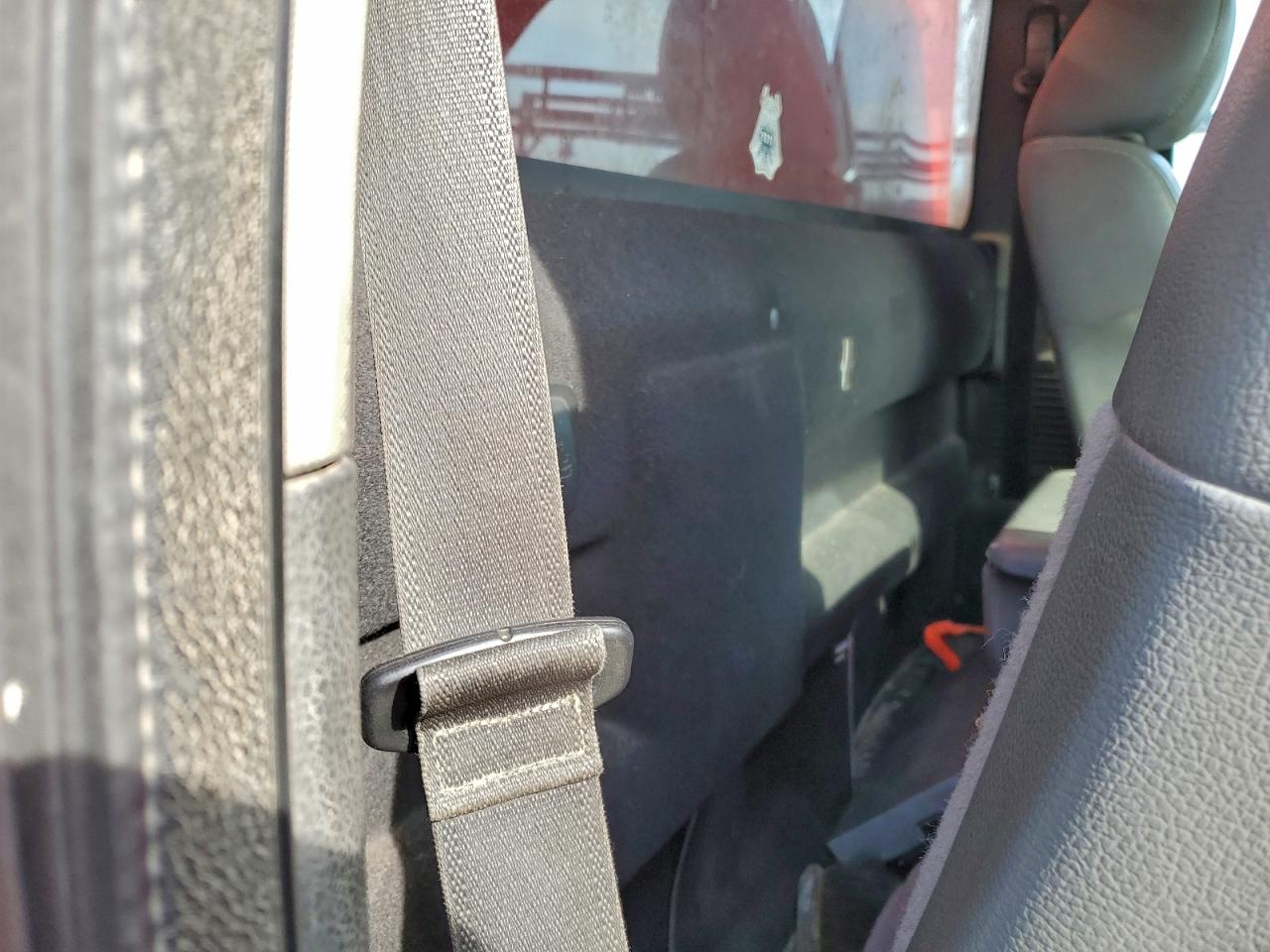 Ford F-550 Super Duty Image 10