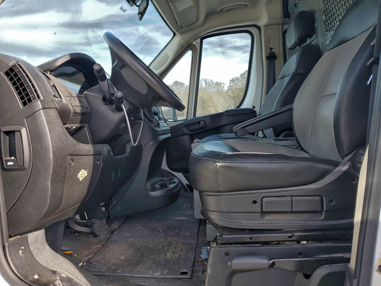 Dodge Promaster 1500 Standard Image 4