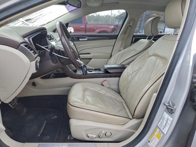 Ford Fusion Titanium Image 2