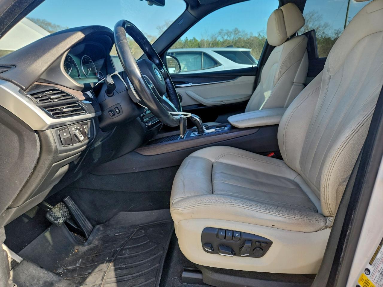 BMW X Series Xdrive35i Image 10