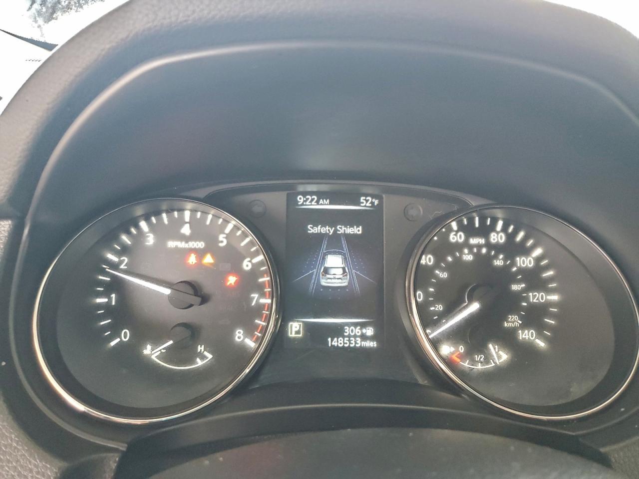 Nissan Rogue S Image 3