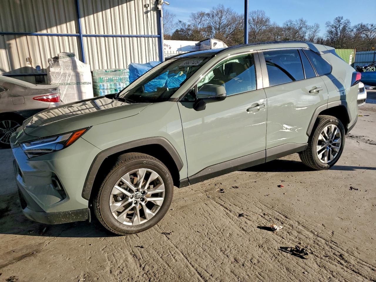 Toyota RAV4 Xle Premium Image 1