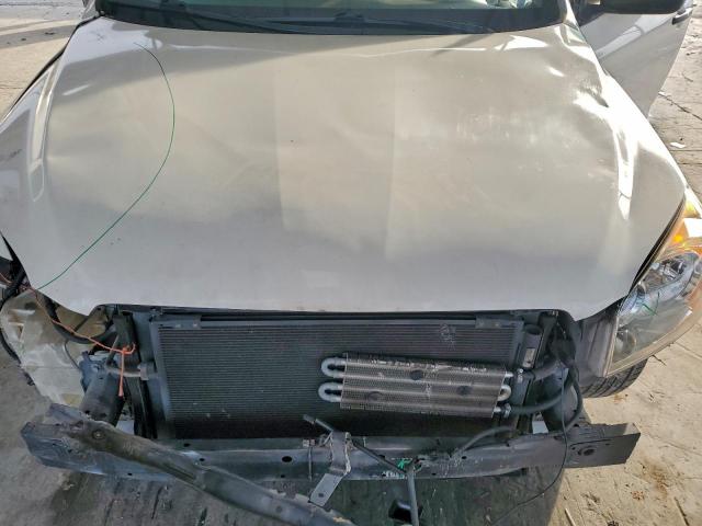 Toyota RAV4 Image 12