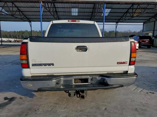 GMC Sierra C1500 Image 4