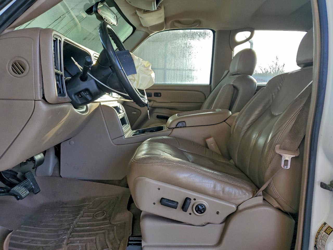 GMC Sierra C1500 Image 5